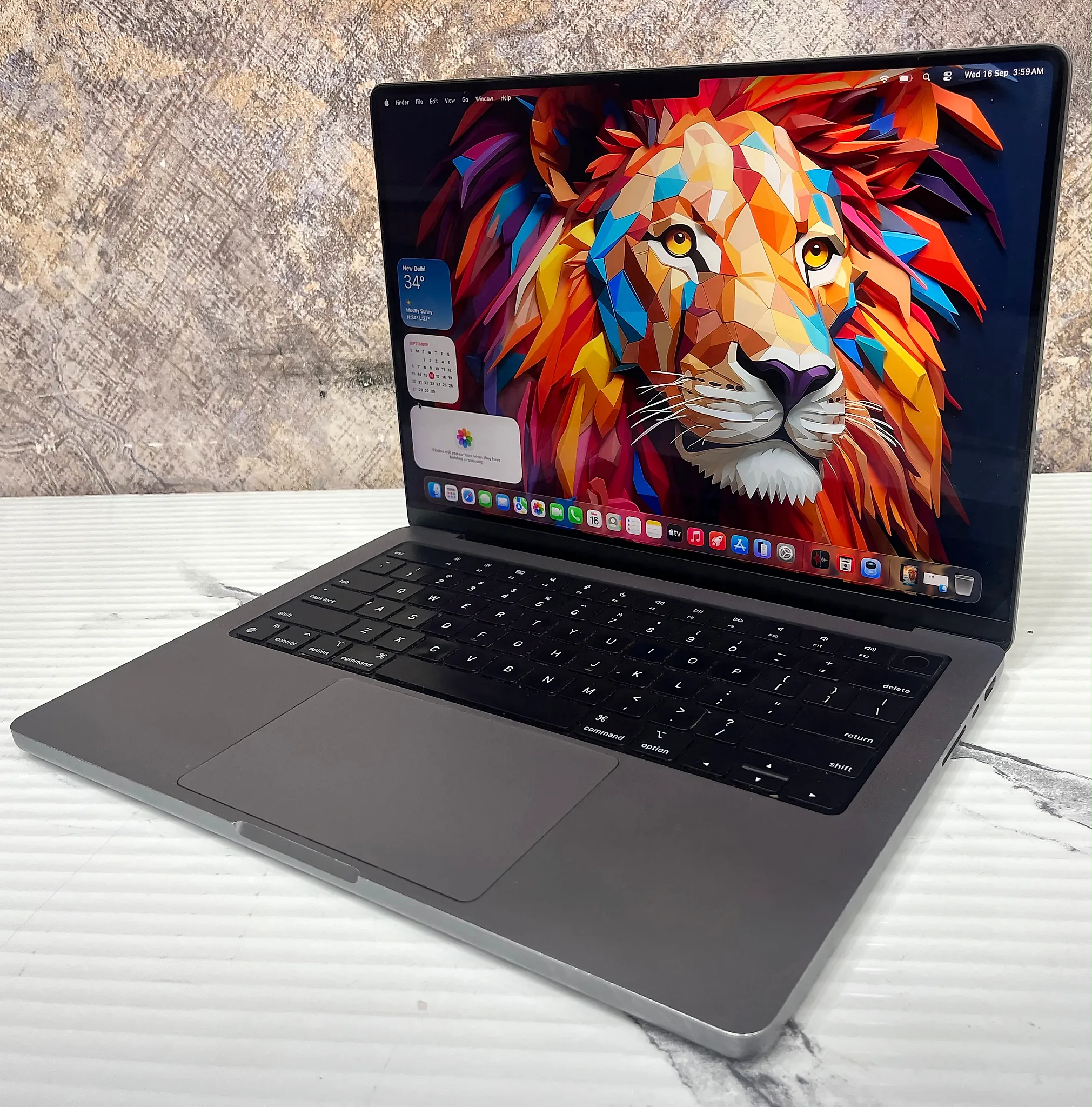 MacBook Pro 14.2" M1 Pro (2021) gallery thumbnail 2
