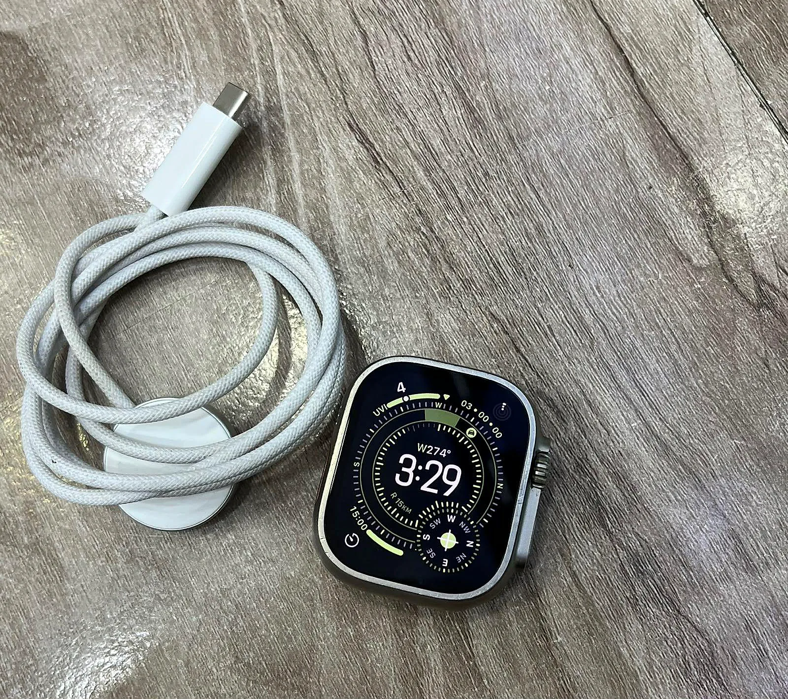 Apple Watch Ultra 49mm (Natural Titanium, GPS + Cellular) - Trail Loop