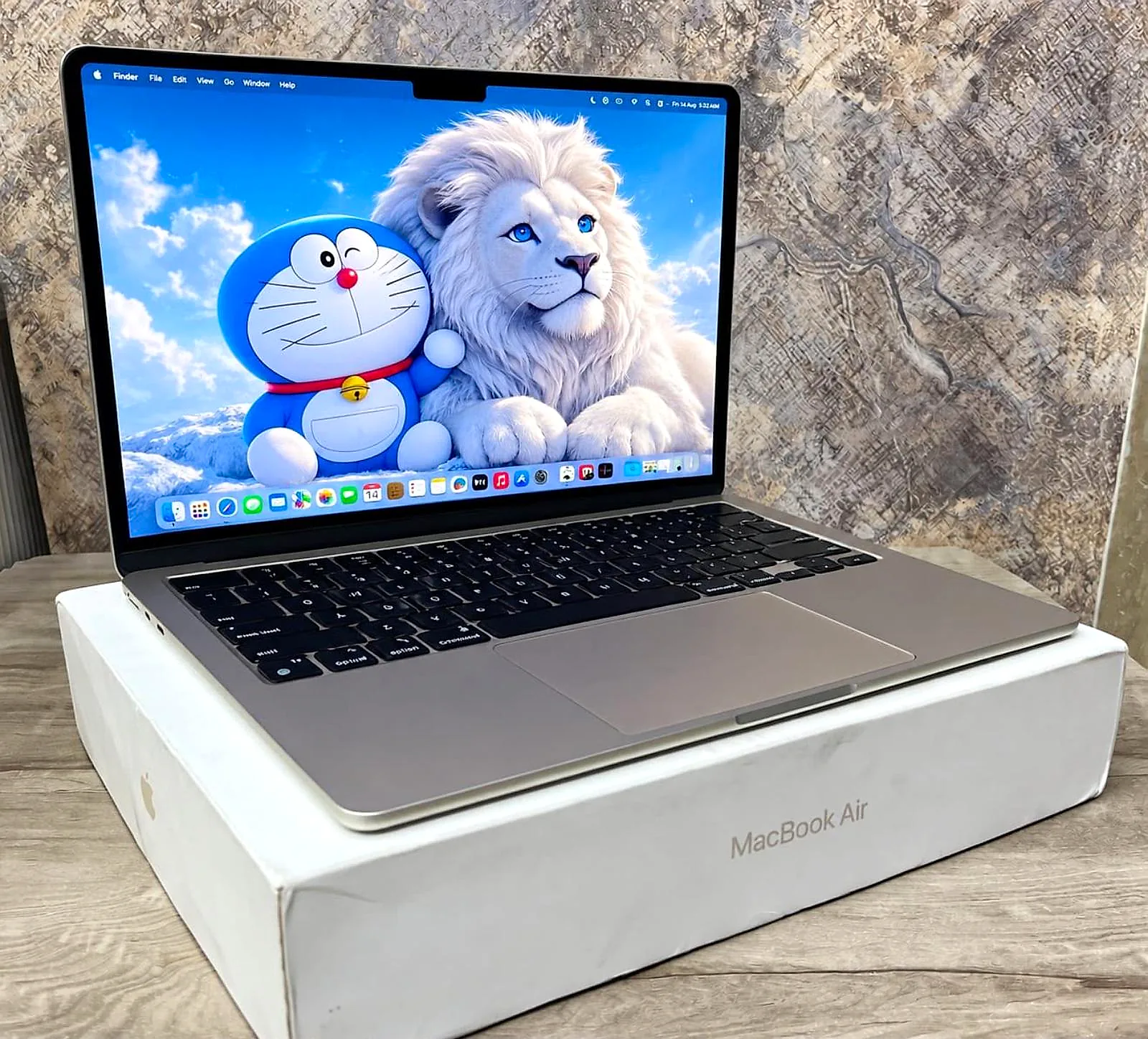 MacBook Air 13.6" M2 (2022)