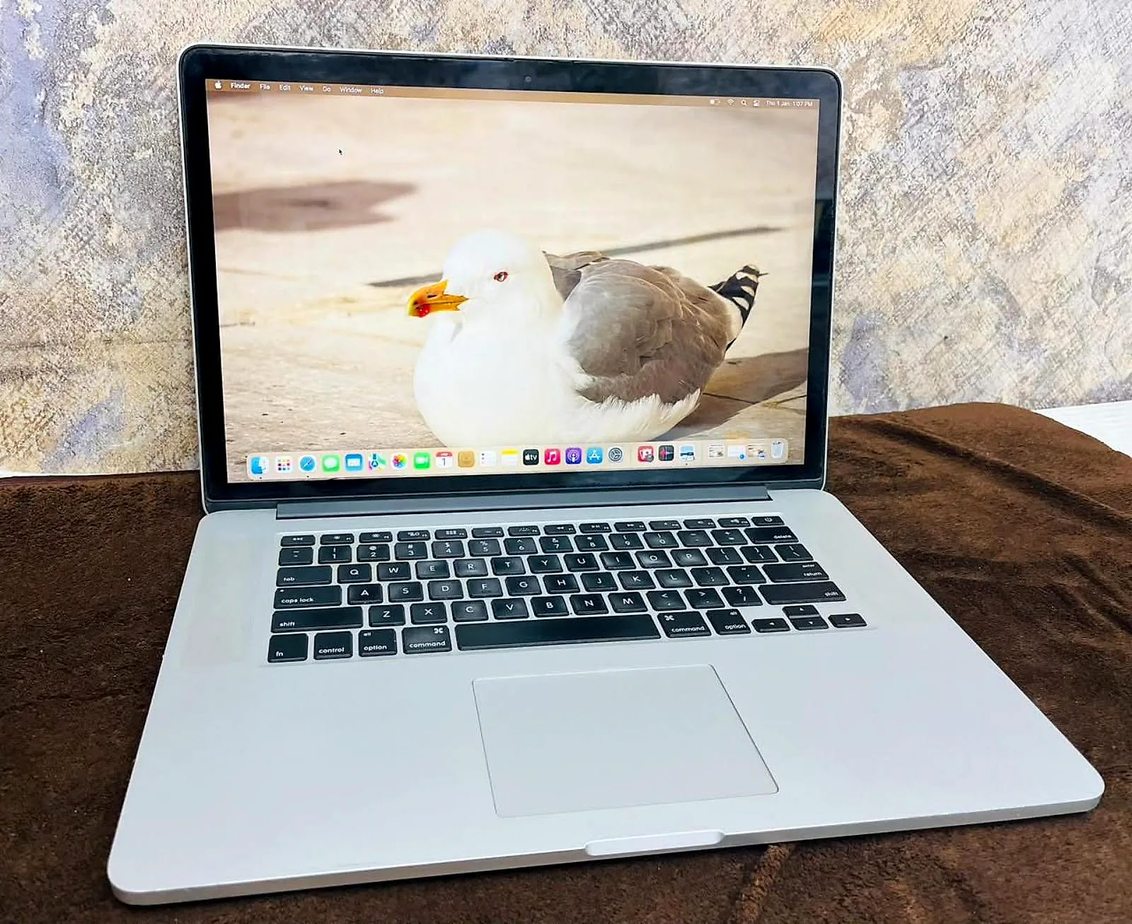 MacBook Pro 15.4" Retina (2015) Intel Core i7 16GB / 256GB SSD