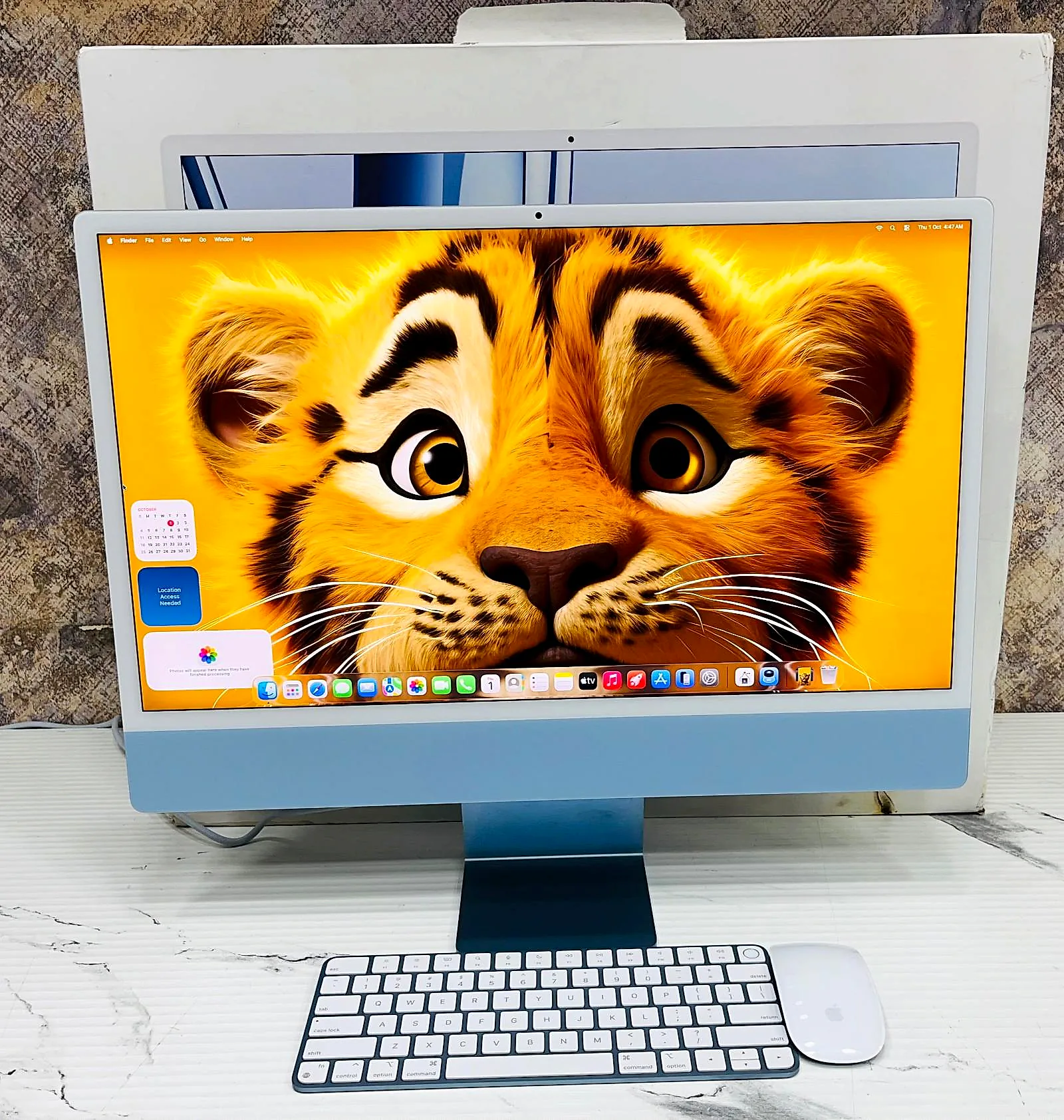 iMac 24" M3 2023 (8 Core CPU / 10 Core GPU) 8GB / 256GB - Sky Blue