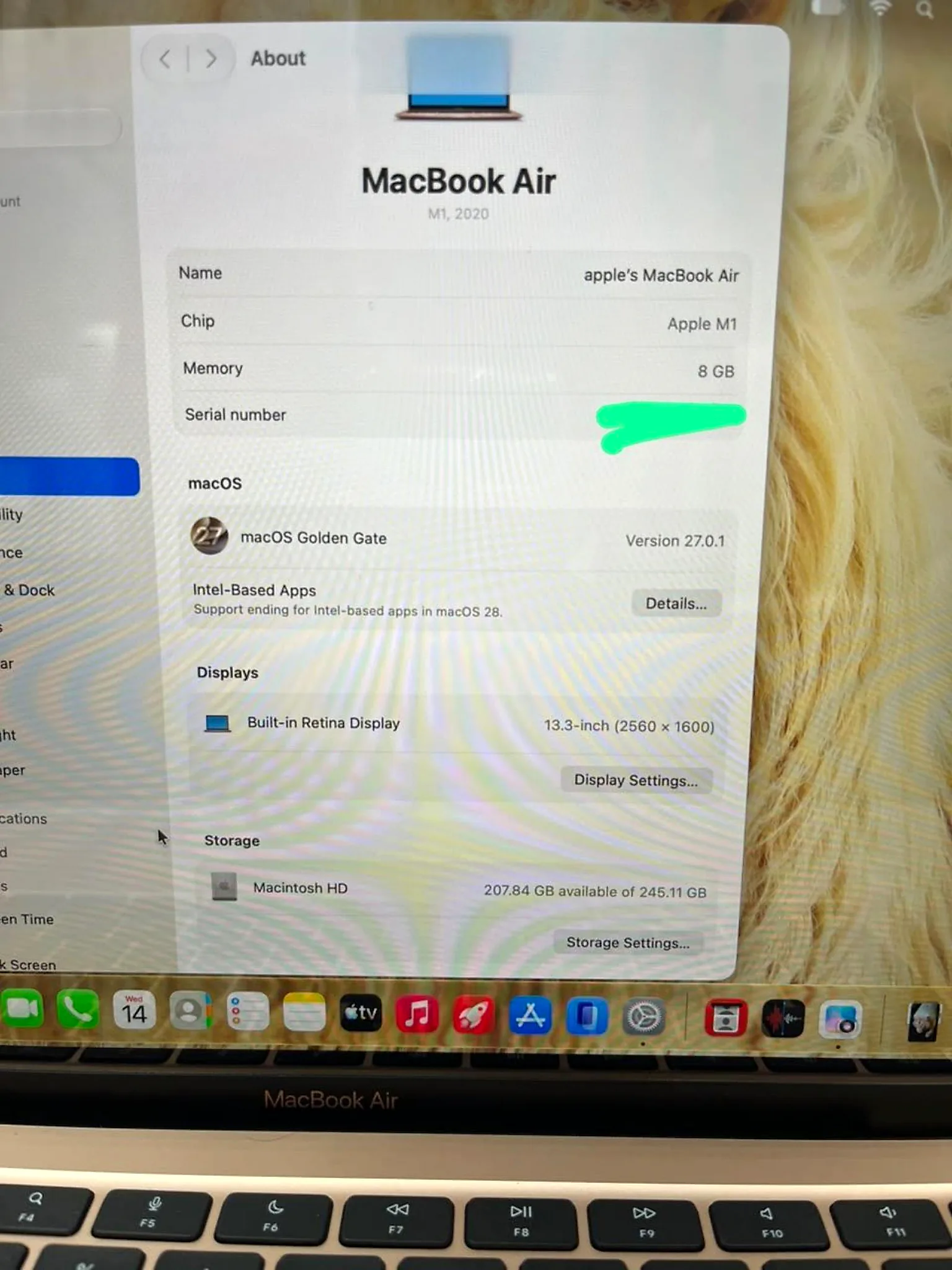 MacBook Air 13.3" M1 (2020) 8GB / 256GB SSD Gold gallery thumbnail 4