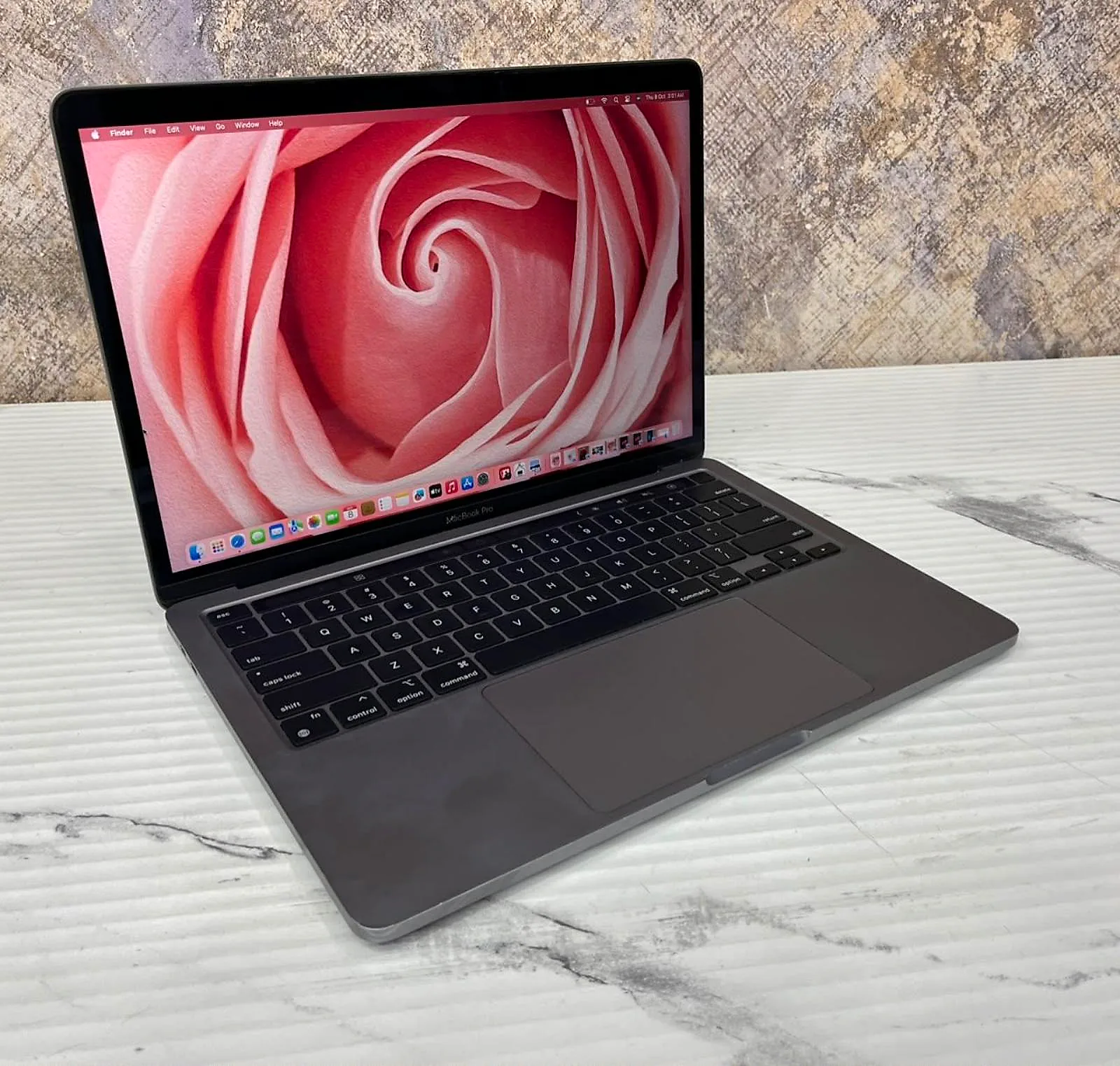MacBook Pro 13.3" M2 (2022) 8GB / 256GB SSD Space Gray gallery thumbnail 3