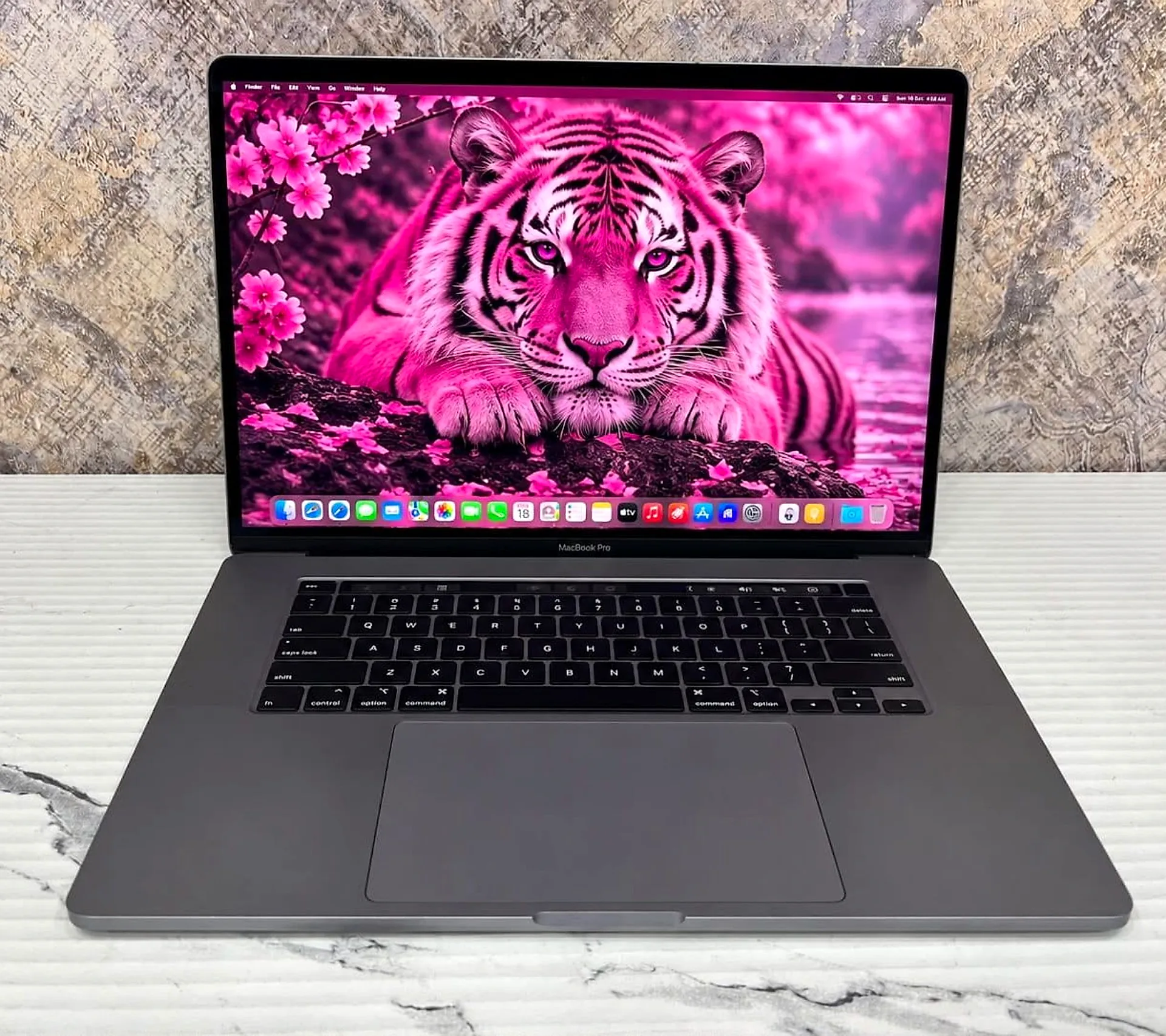 MacBook Pro 16" Intel Core i9 (2020) 32GB / 1TB SSD