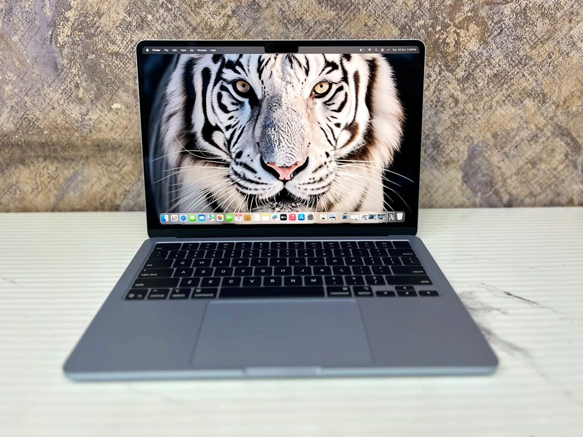 MacBook Air 13.6" Apple M4 (2025) 16GB / 256GB SSD gallery thumbnail 4