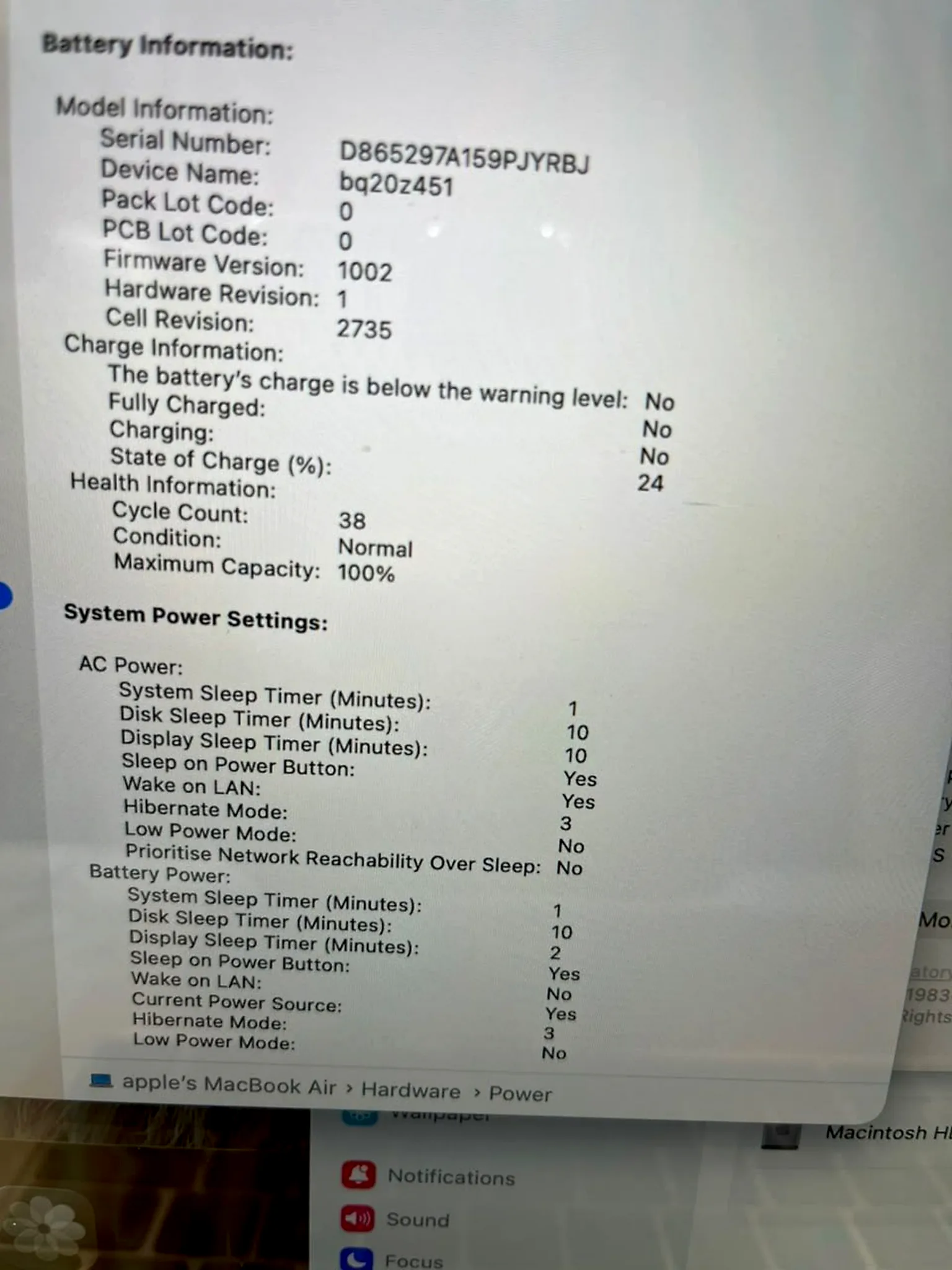 MacBook Air 13.3" M1 (2020) 8GB / 256GB SSD (Gold) gallery thumbnail 5