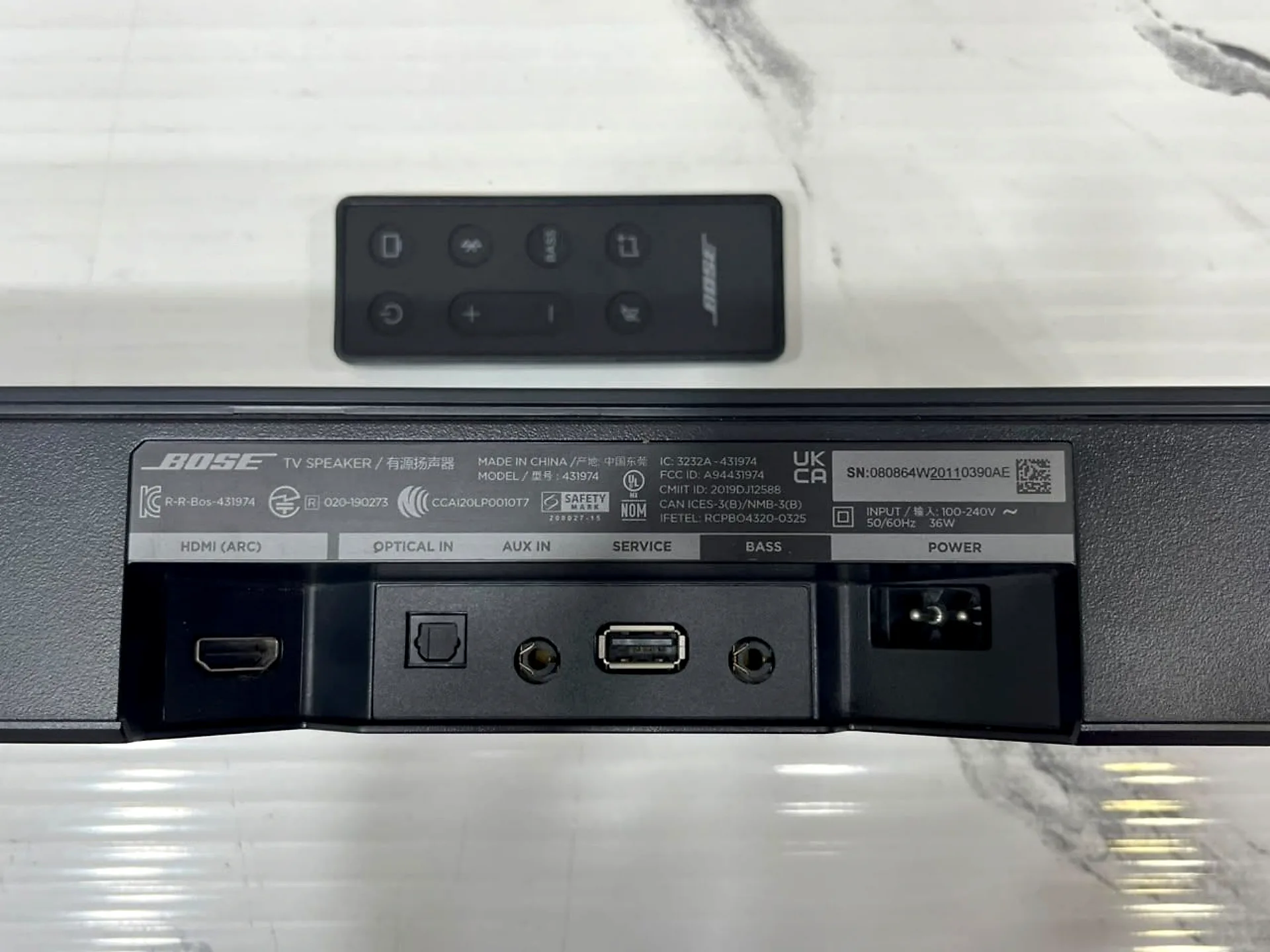 Bose Soundbar / TV Speaker with Original Remote gallery thumbnail 2