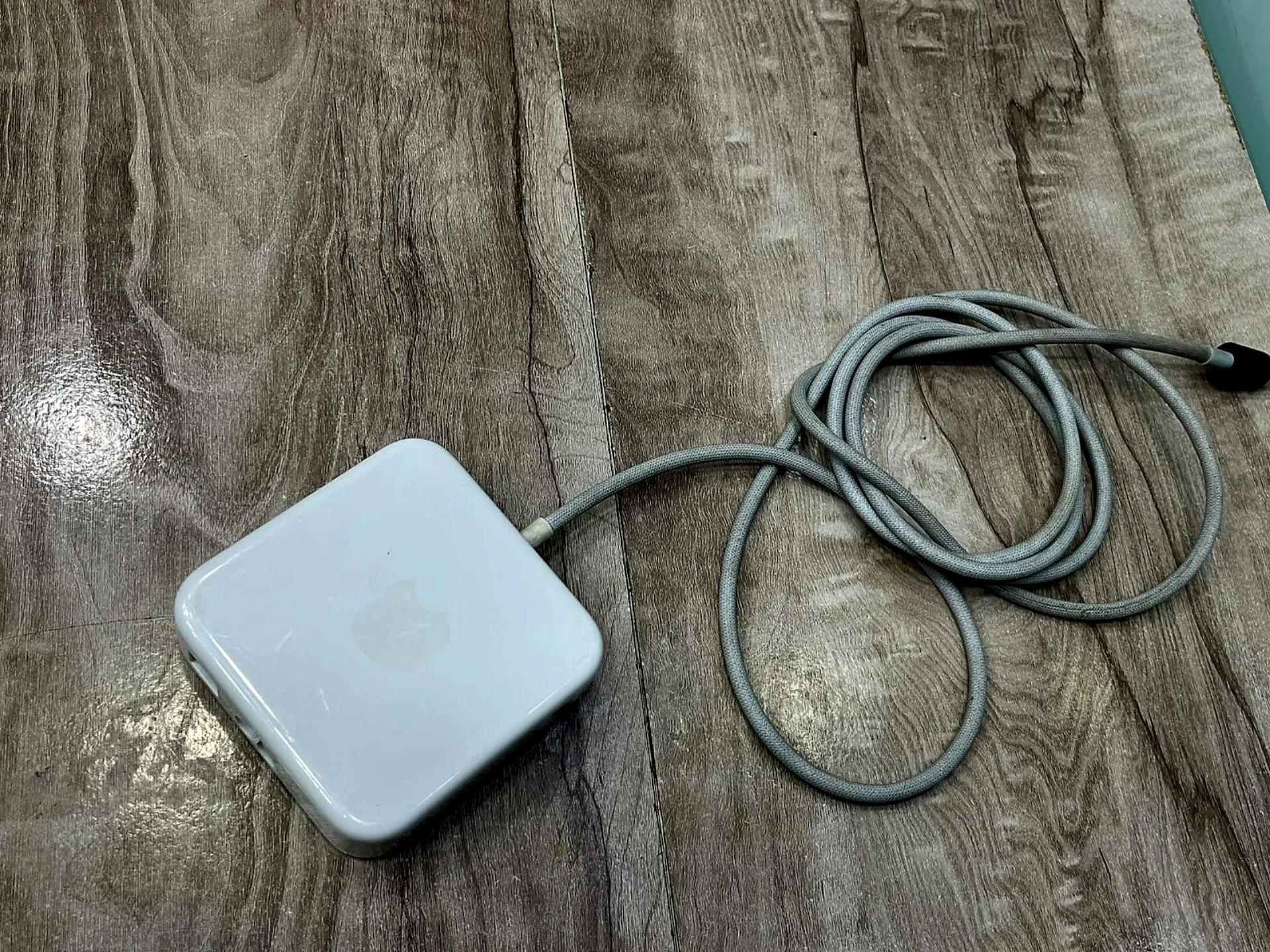 Apple Custom [MacBook Pro & MacBook Air] gallery thumbnail 5