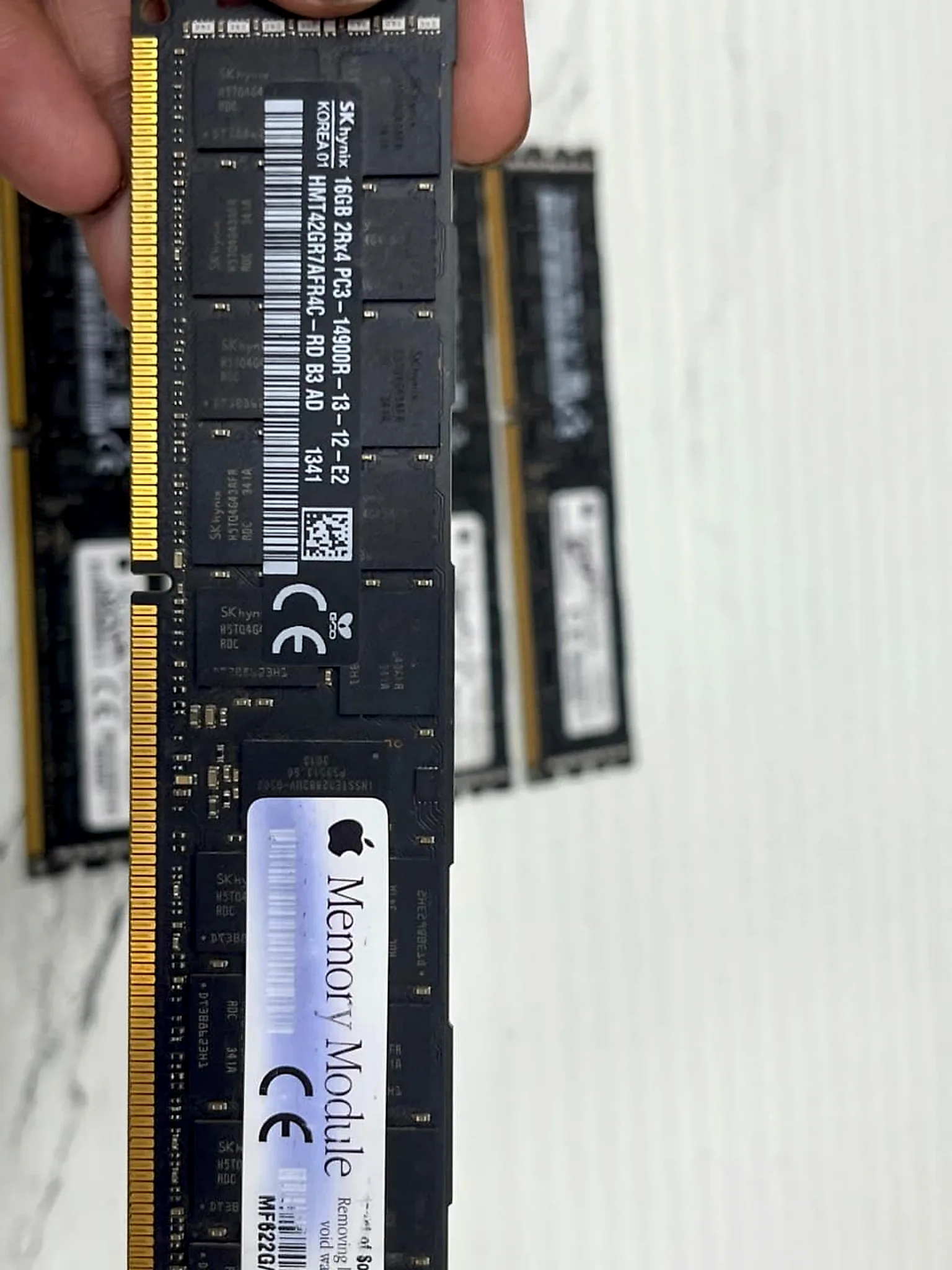 SK hynix 16GB DDR3 ECC Registered (RDIMM) Server Memory gallery thumbnail 2