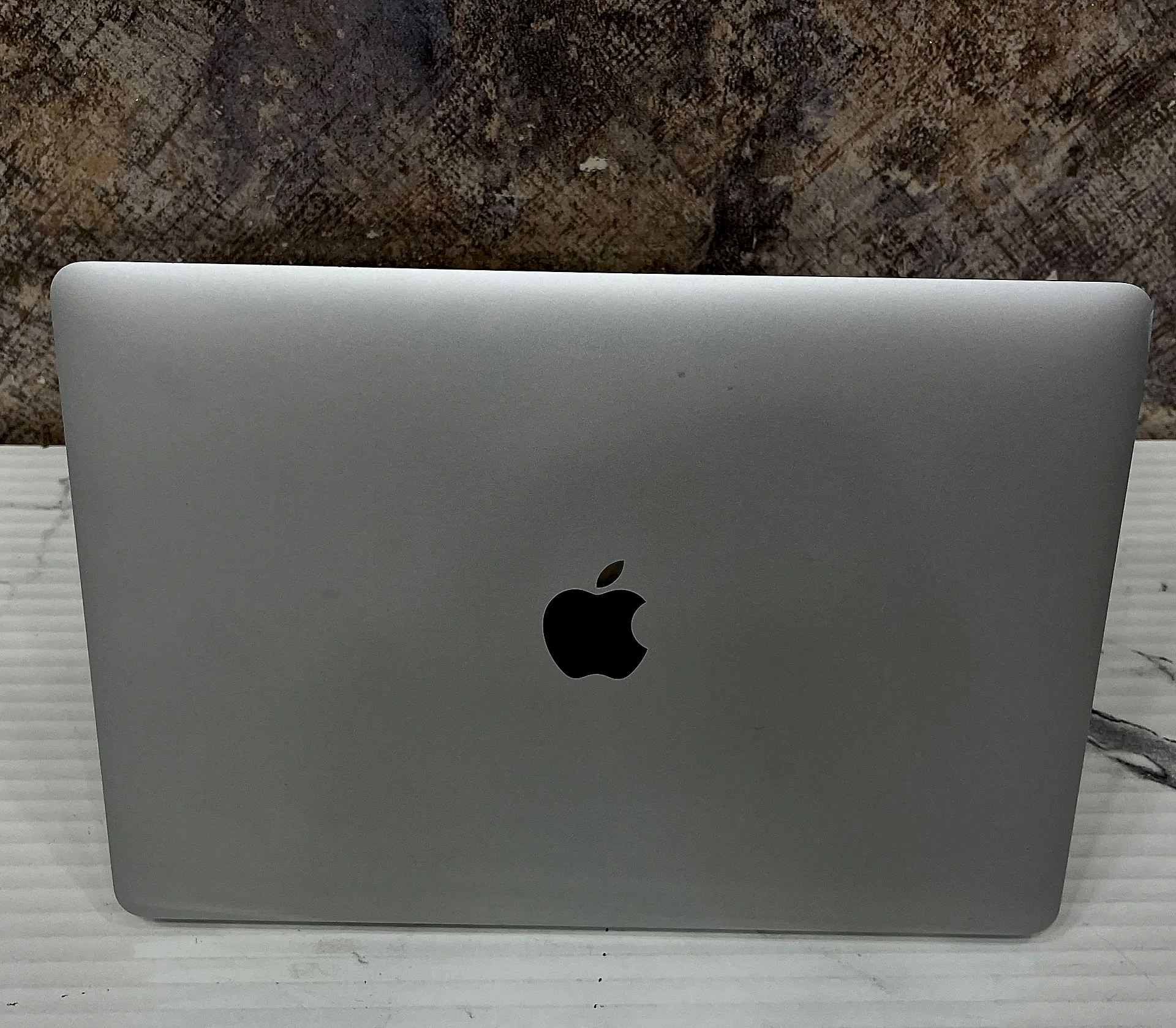 MacBook Air 13.3" Intel Core i5 (2019) gallery thumbnail 5