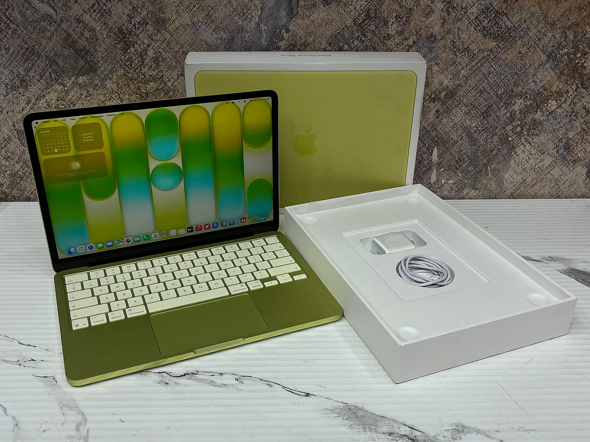 MacBook Neo 13" A18 Pro (2026) gallery thumbnail 2