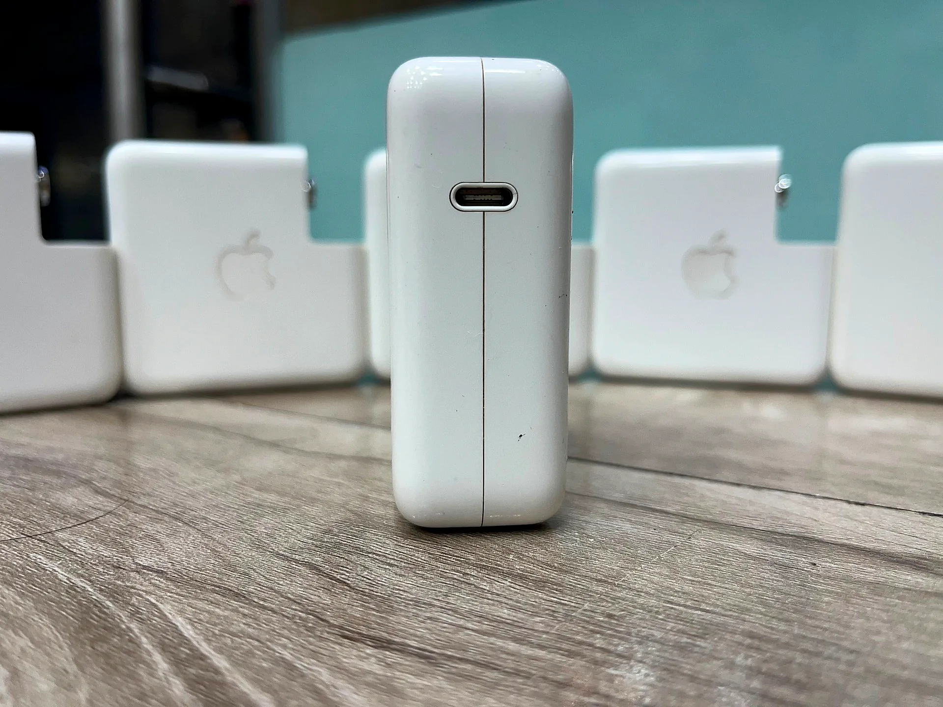 Apple 67W USB-C Power Adapter [MacBook Pro & MacBook Air] gallery thumbnail 3