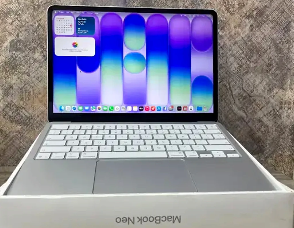 MacBook Neo 13" Apple A18 Pro (2026) gallery thumbnail 3